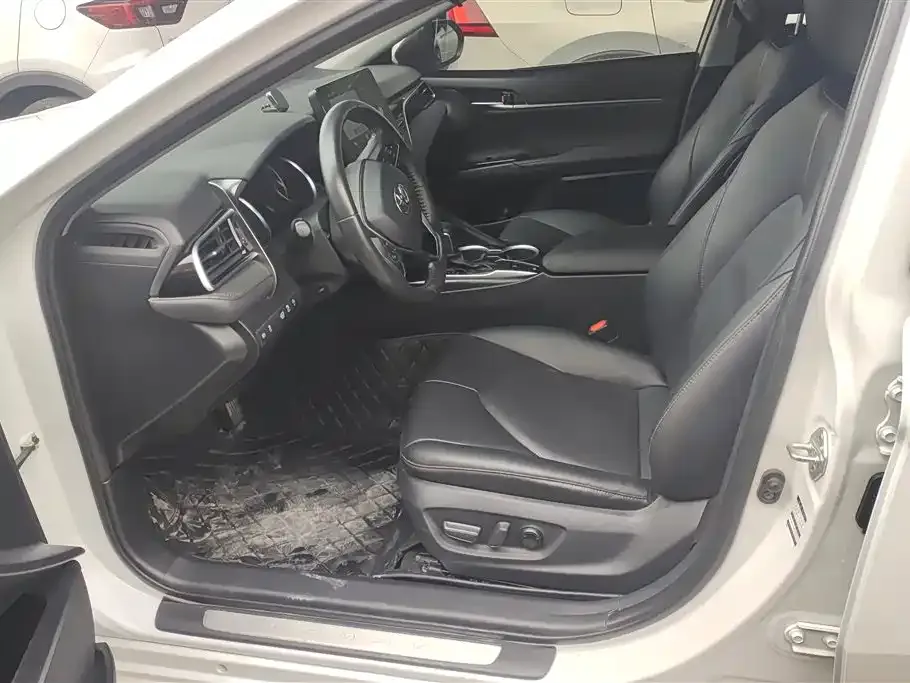 Toyota Camry 2021 из CN, фото 7