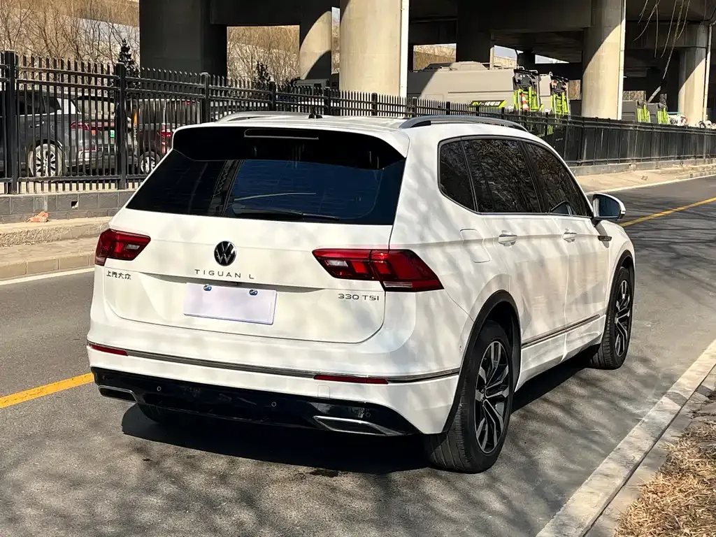 Volkswagen Tiguan L 2021 из CN, фото 5