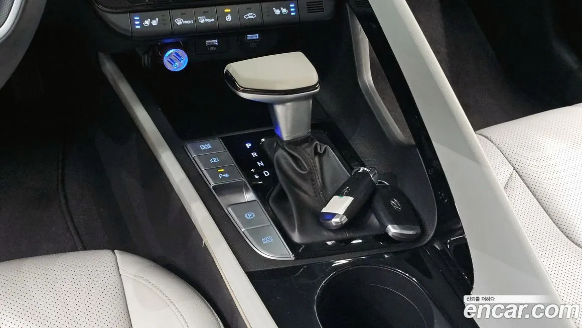 Hyundai AVANTE — фото 6