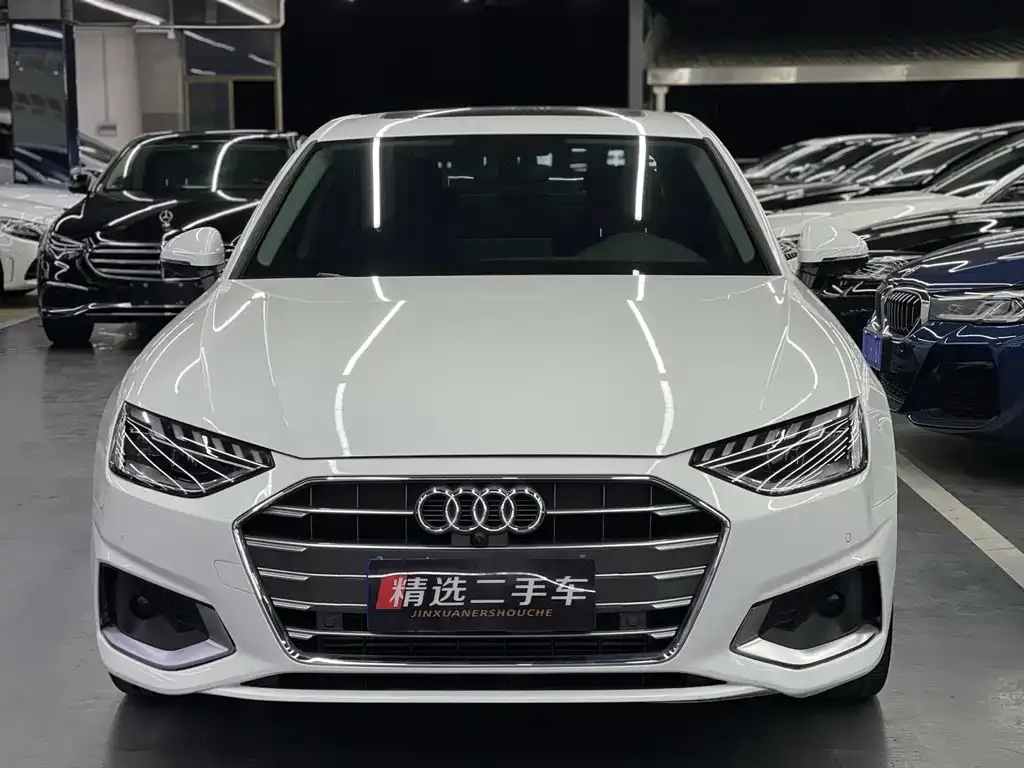 Audi A4L 2021 из CN, фото 8