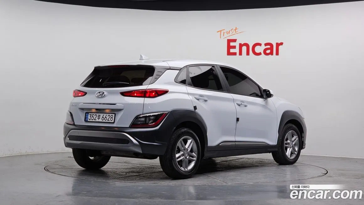 Hyundai Kona 2021 из KR, фото 2