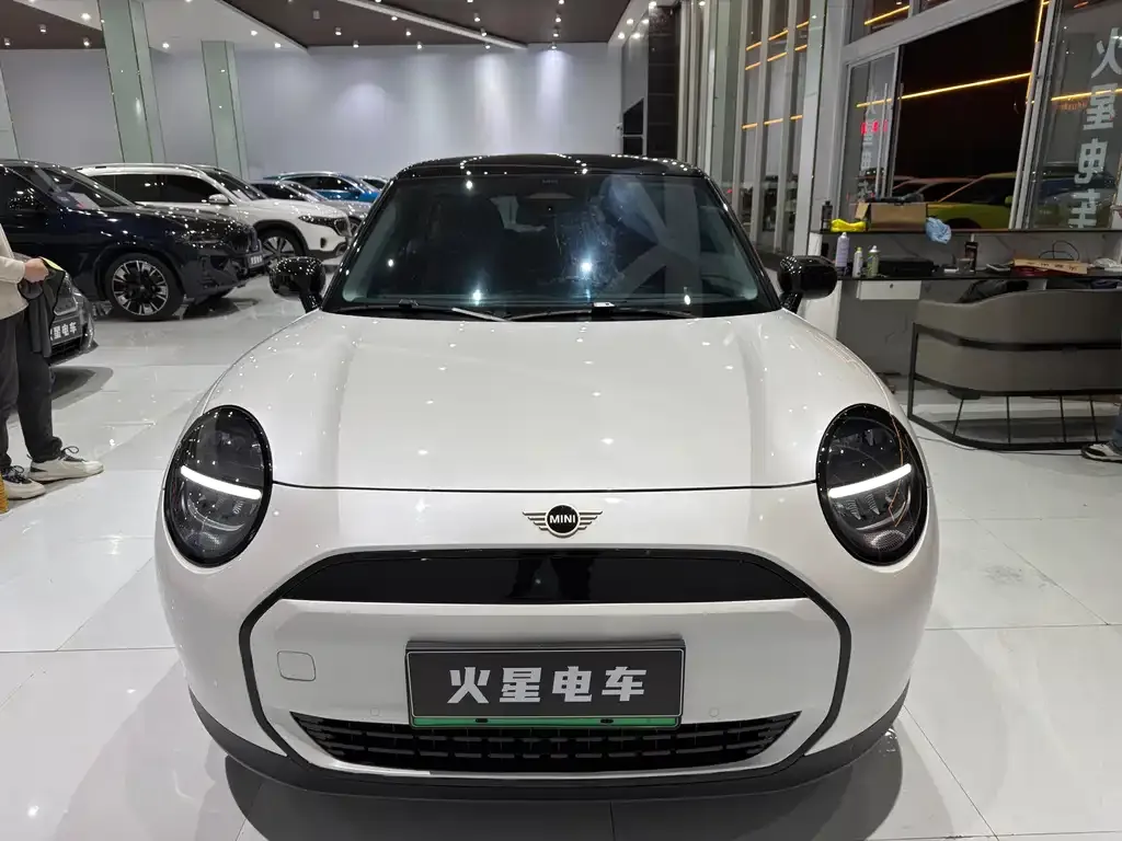MINI Cooper EV 2025 из CN, фото 4