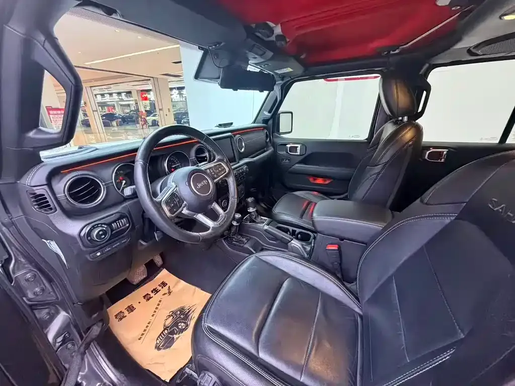 Jeep Wrangler PHEV 2021 из CN, фото 3