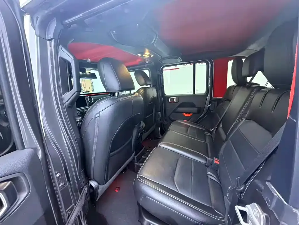 Jeep Wrangler PHEV 2021 из CN, фото 2