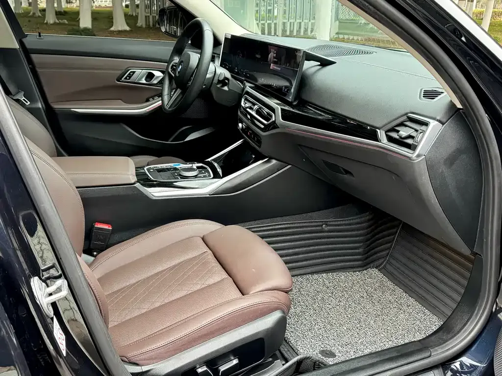 BMW i3 2024 из CN, фото 4