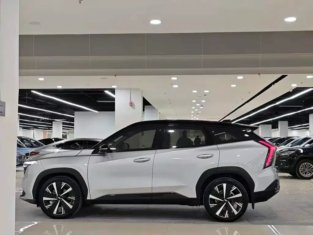 Geely Boyue L 2023 из CN, фото 4