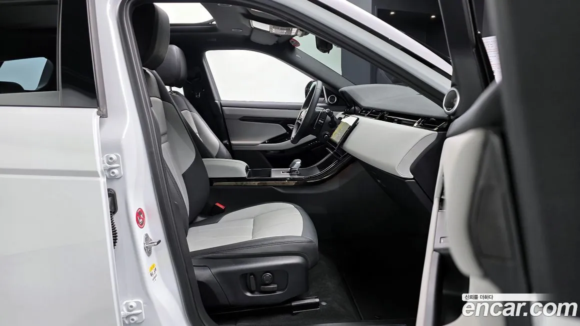 Land Rover Range Rover Evoque 2026 из KR, фото 8