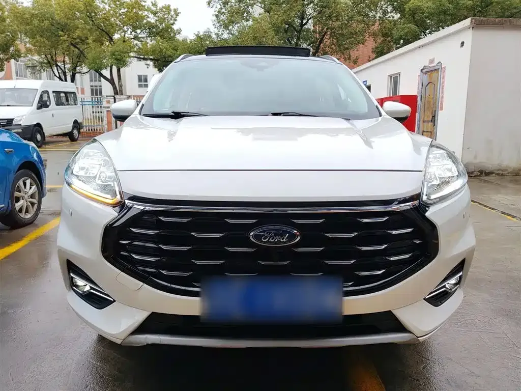 Ford Escape 2022 из CN, фото 7