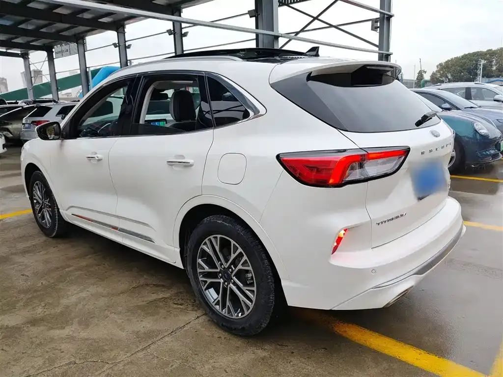 Ford Escape 2022 из CN, фото 8