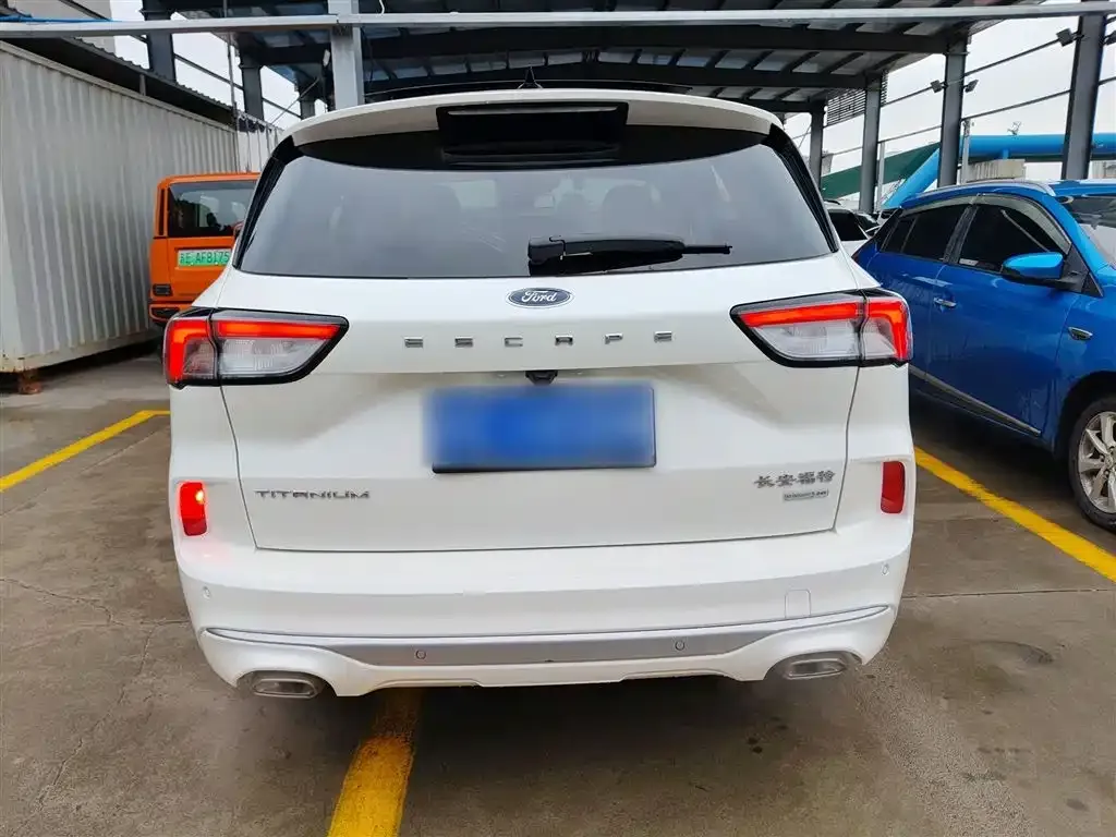 Ford Escape 2022 из CN, фото 3