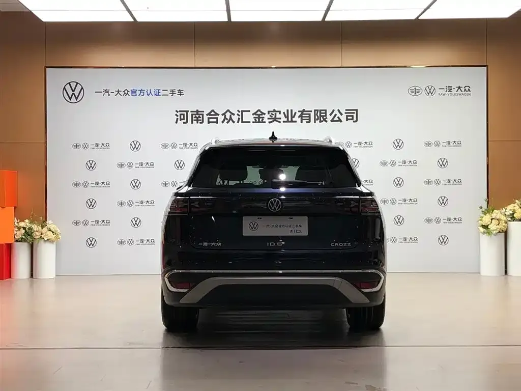 Volkswagen ID.6 Crozz 2023 из CN, фото 2