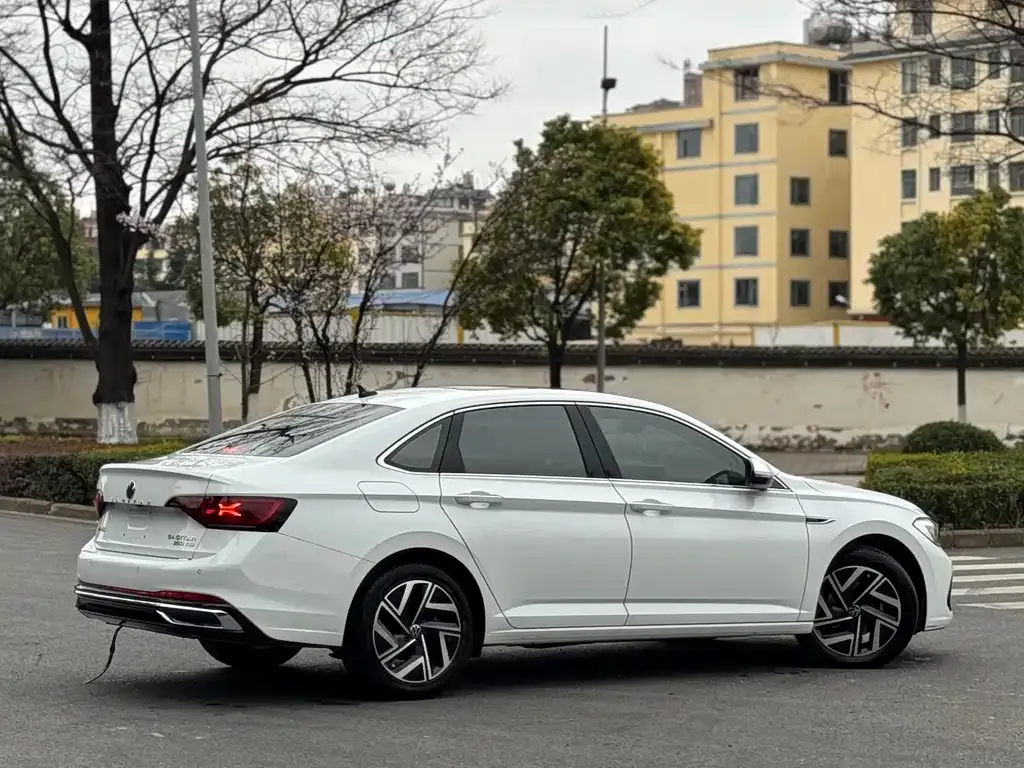 Volkswagen Sagitar 2022 из CN, фото 3
