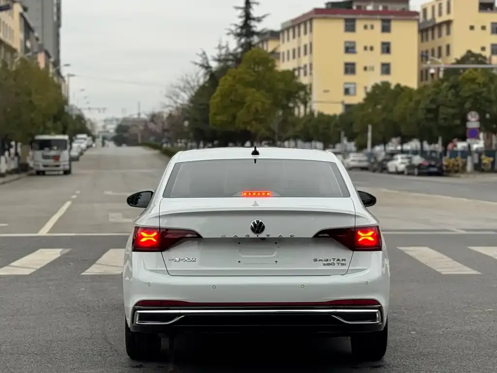 Volkswagen Sagitar 2022 из CN, фото 2