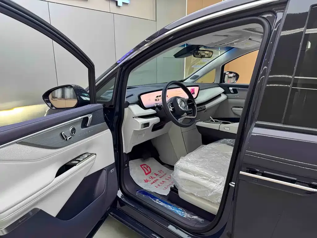 Buick GL8 Hybrid 2026 из CN, фото 7