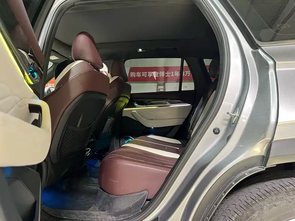 Geely Xingyue L 2022 из CN, фото 2