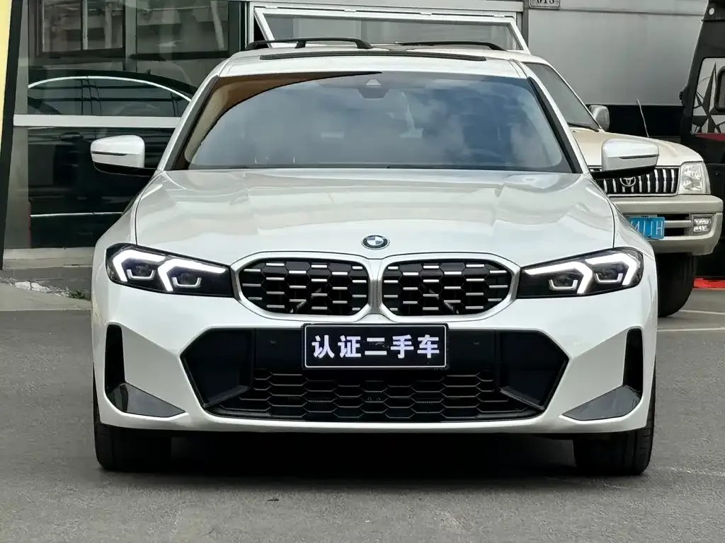 BMW 3 Series 2024 из CN, фото 9