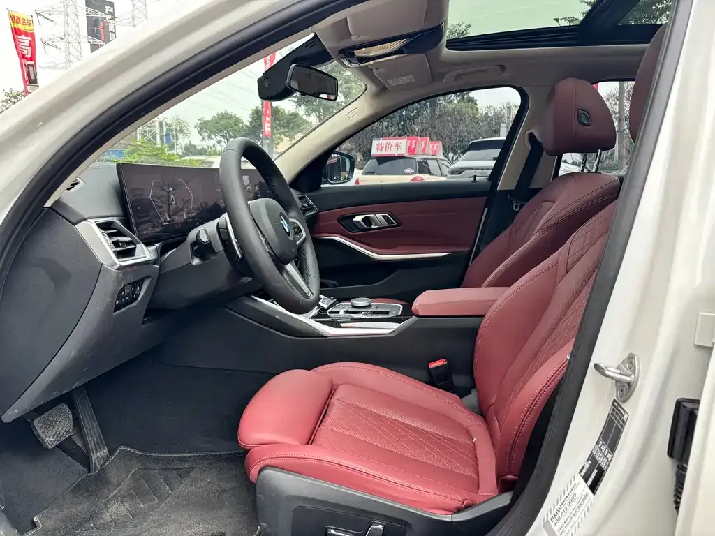 BMW 3 Series 2024 из CN, фото 10
