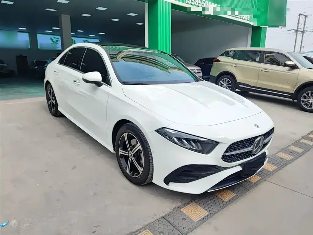 Mercedes-Benz A-Class 2023 из CN, фото 7