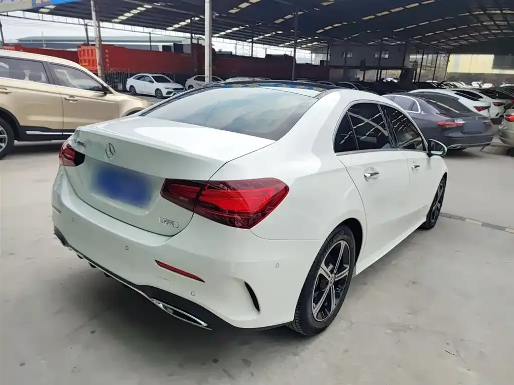 Mercedes-Benz A-Class 2023 из CN, фото 6