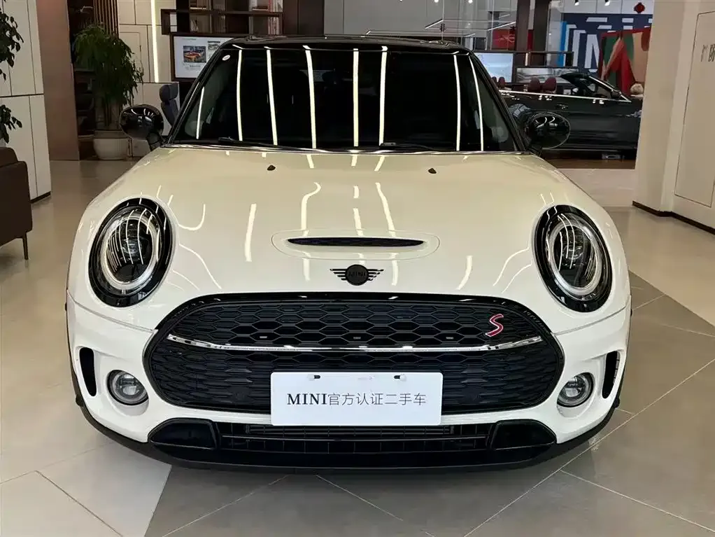 MINI Clubman — фото 7