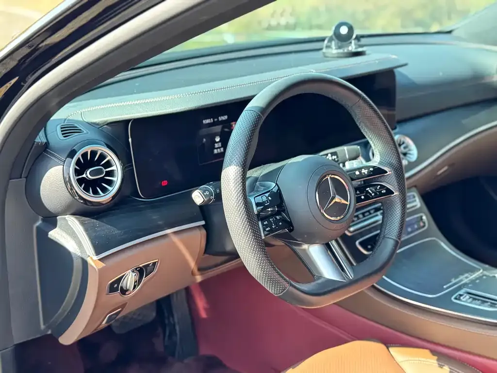 Mercedes-Benz E-Class 2023 из CN, фото 5