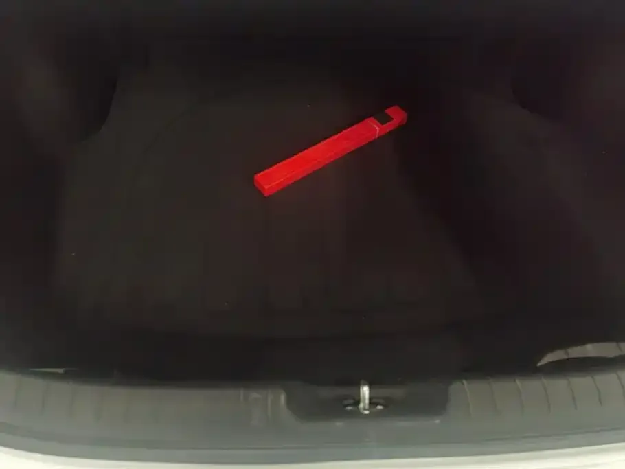 Hyundai Elantra 2025 из CN, фото 2