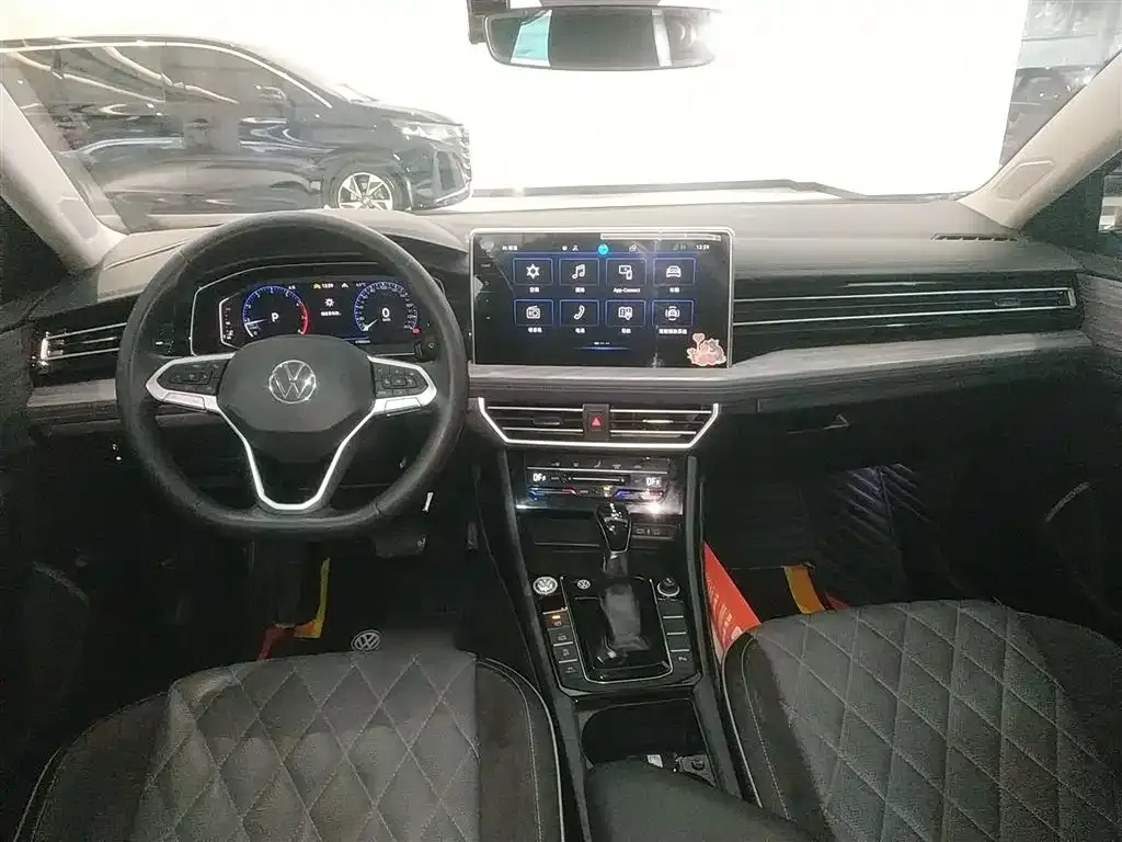 Volkswagen Sagitar 2023 из CN, фото 3