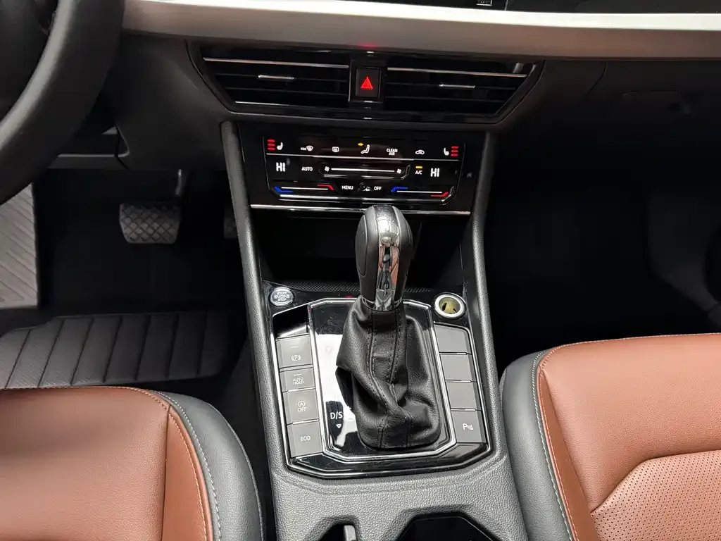 Volkswagen Lavida 2022 из CN, фото 7