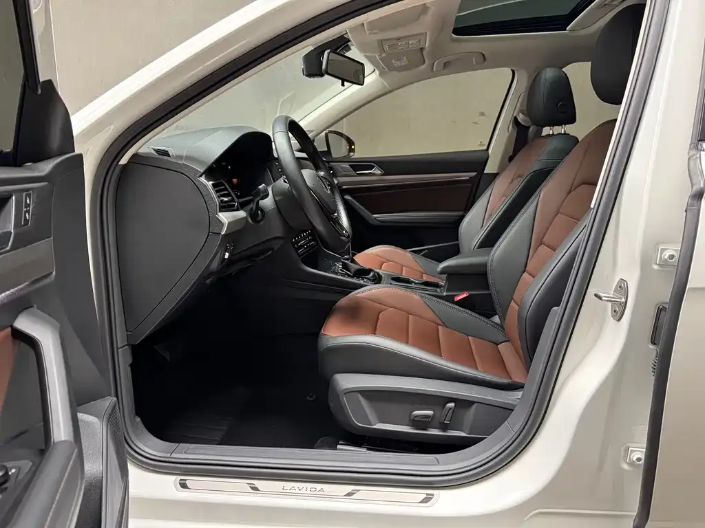 Volkswagen Lavida 2022 из CN, фото 4