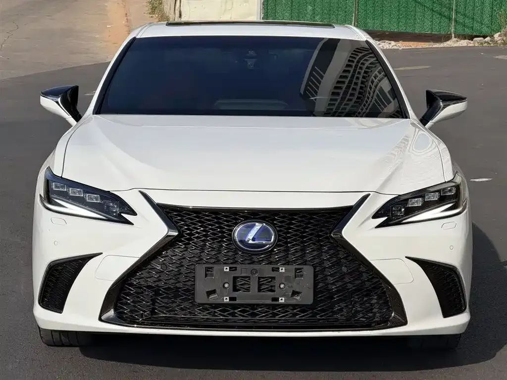 Lexus ES — фото 2
