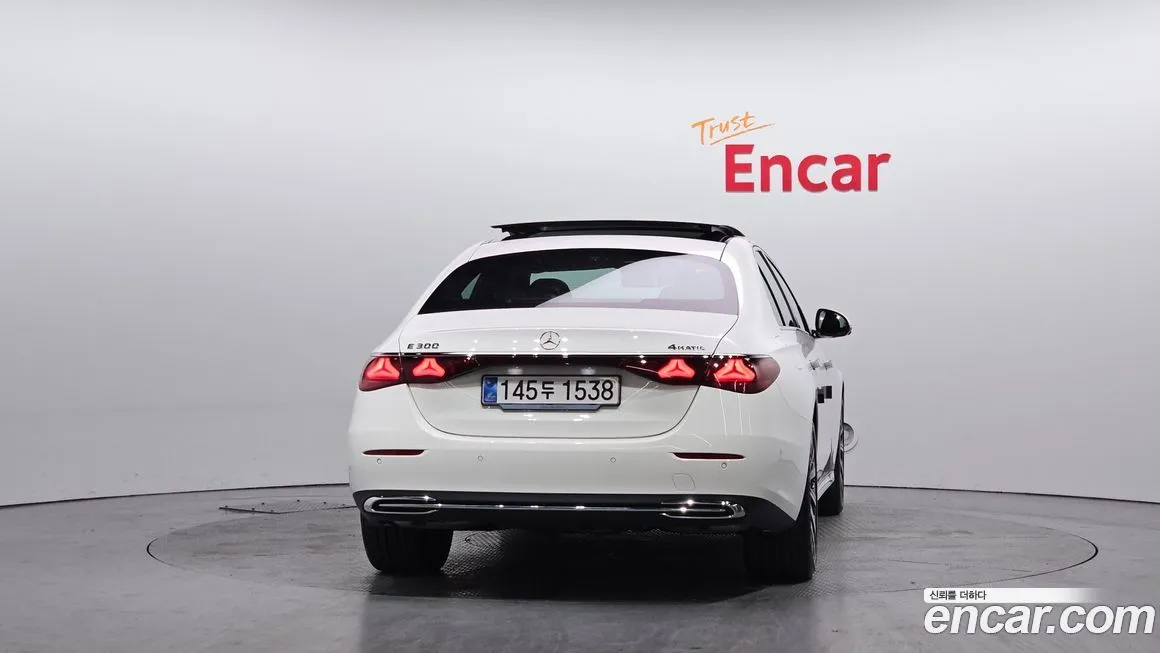 Mercedes-Benz E-Class 2025 из KR, фото 2