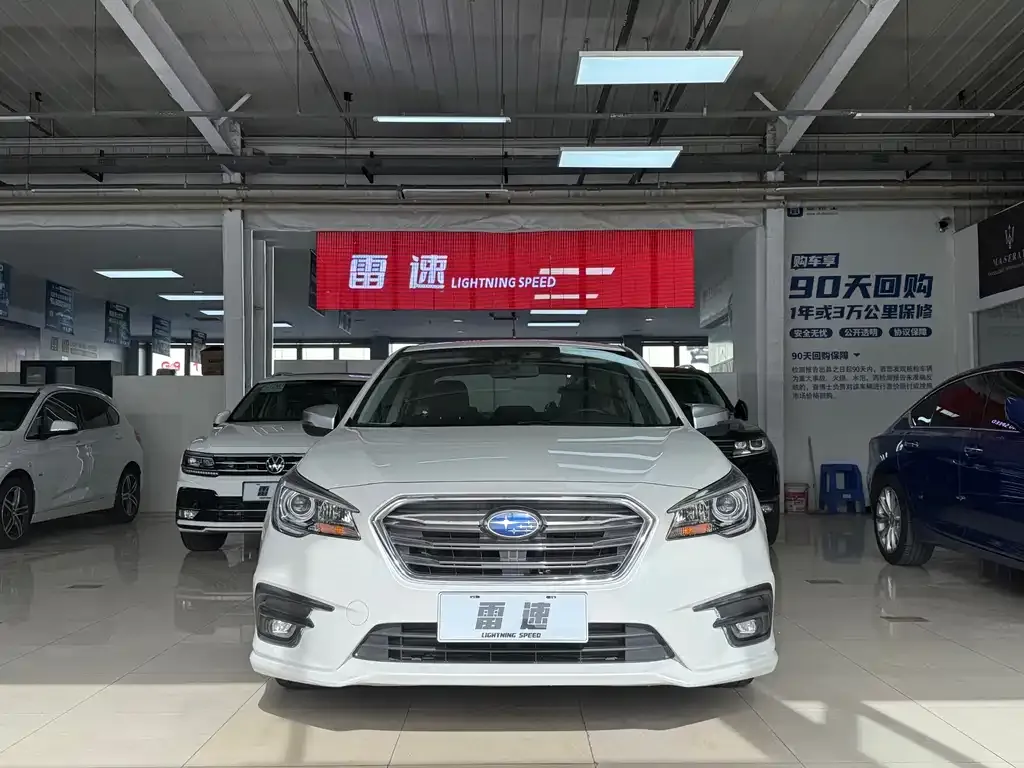 Subaru Legacy 2021 из CN, фото 5