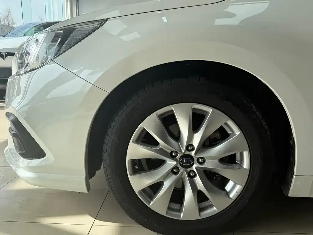 Subaru Legacy 2021 из CN, фото 2