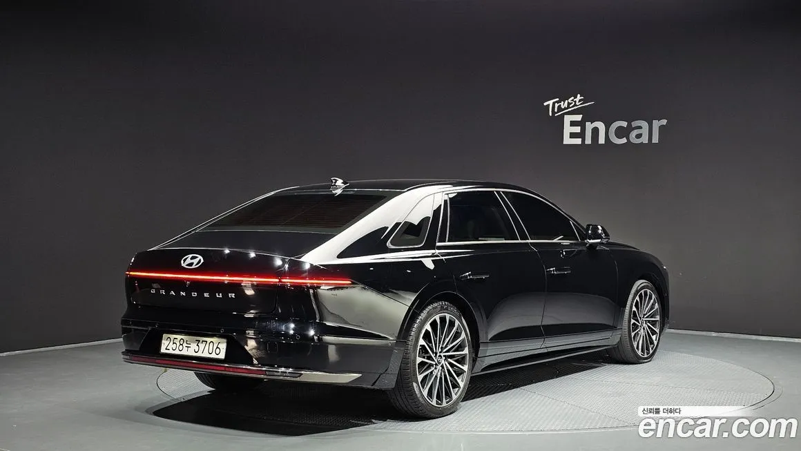 Hyundai Grandeur 2023 из KR, фото 6