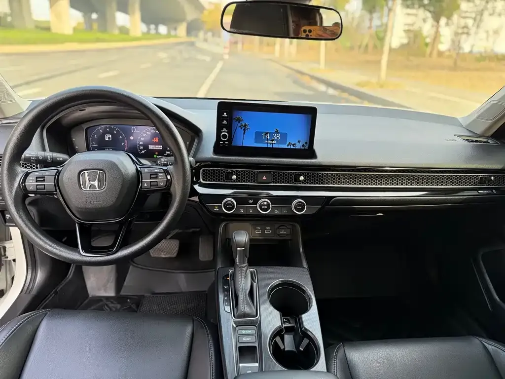 Honda Civic — фото 2