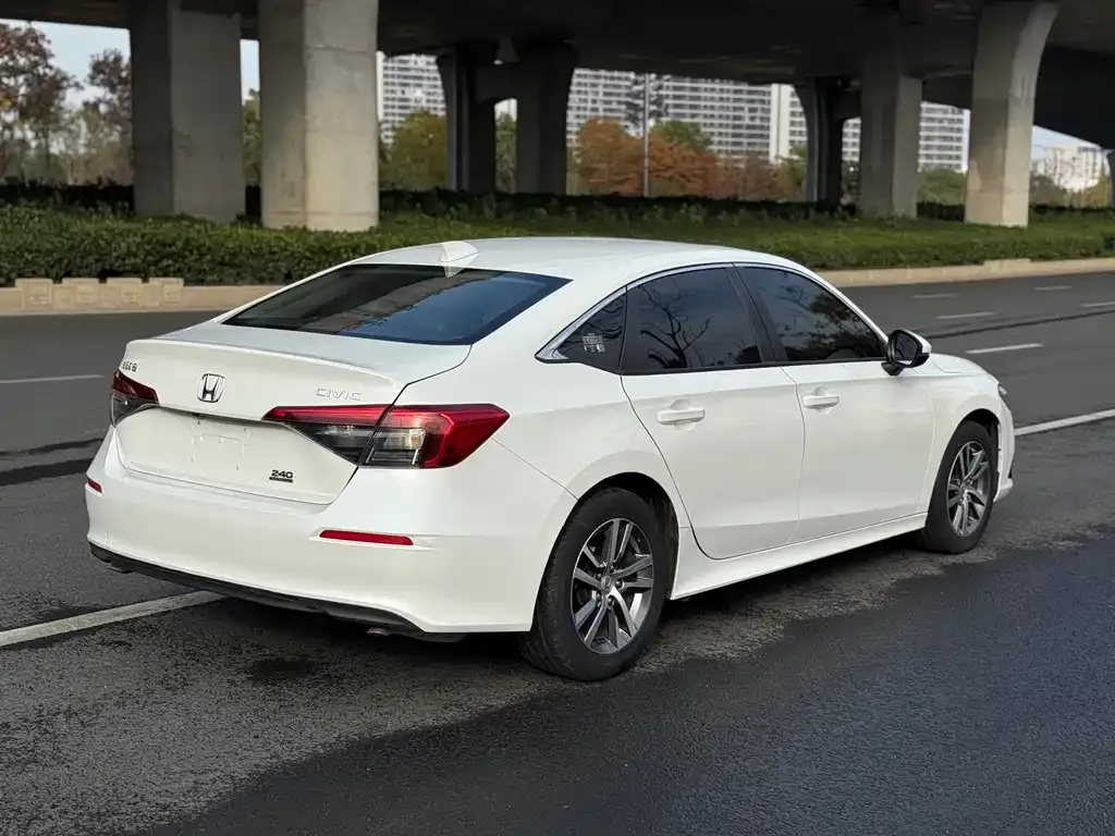 Honda Civic — фото 7