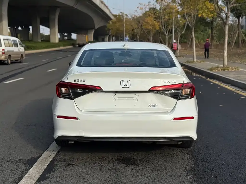 Honda Civic — фото 10