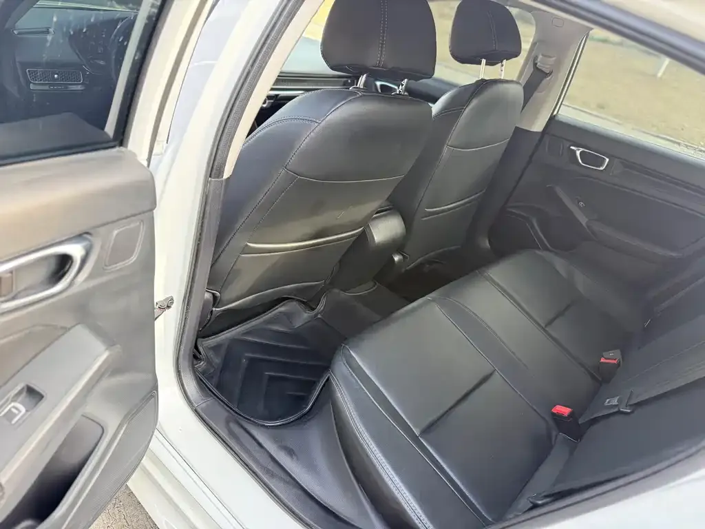 Honda Civic — фото 4