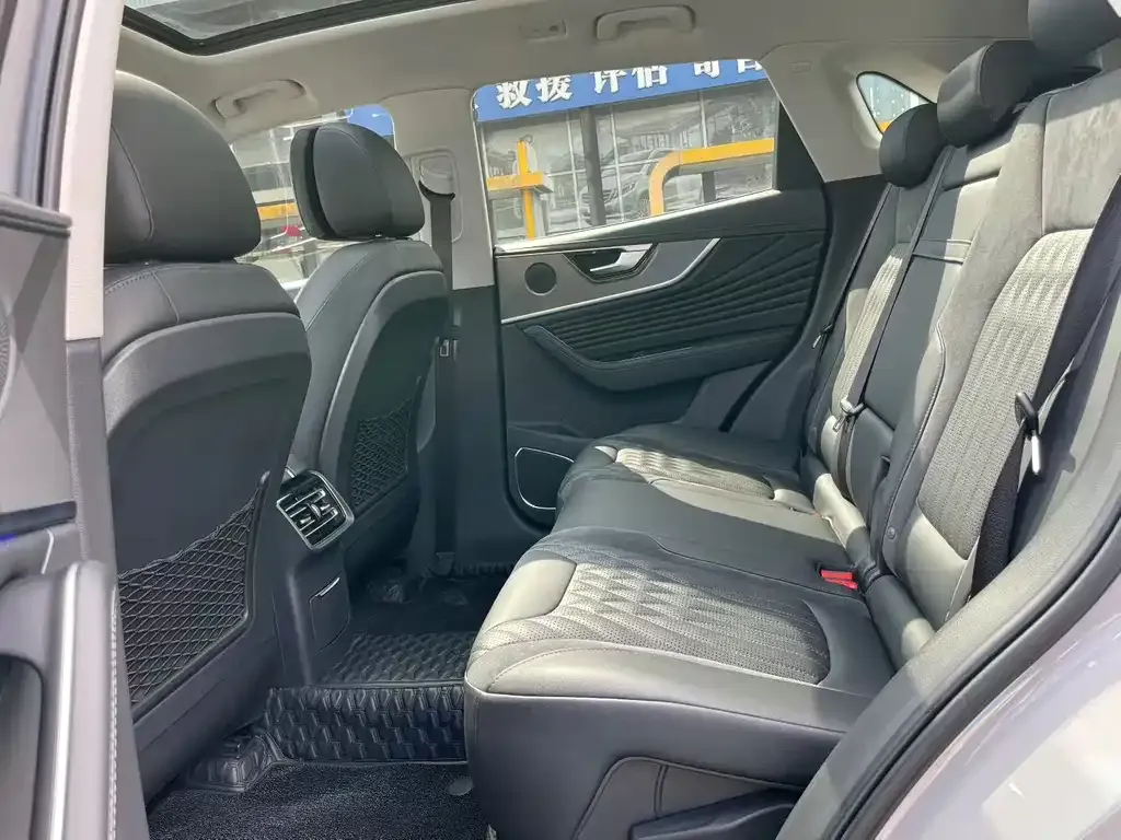 Hongqi HS5 2024 из CN, фото 5