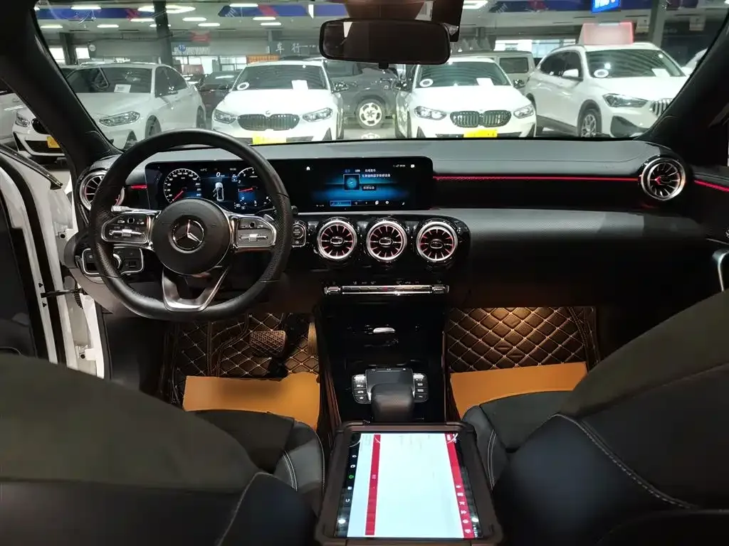 Mercedes-Benz A-Class 2023 из CN, фото 10