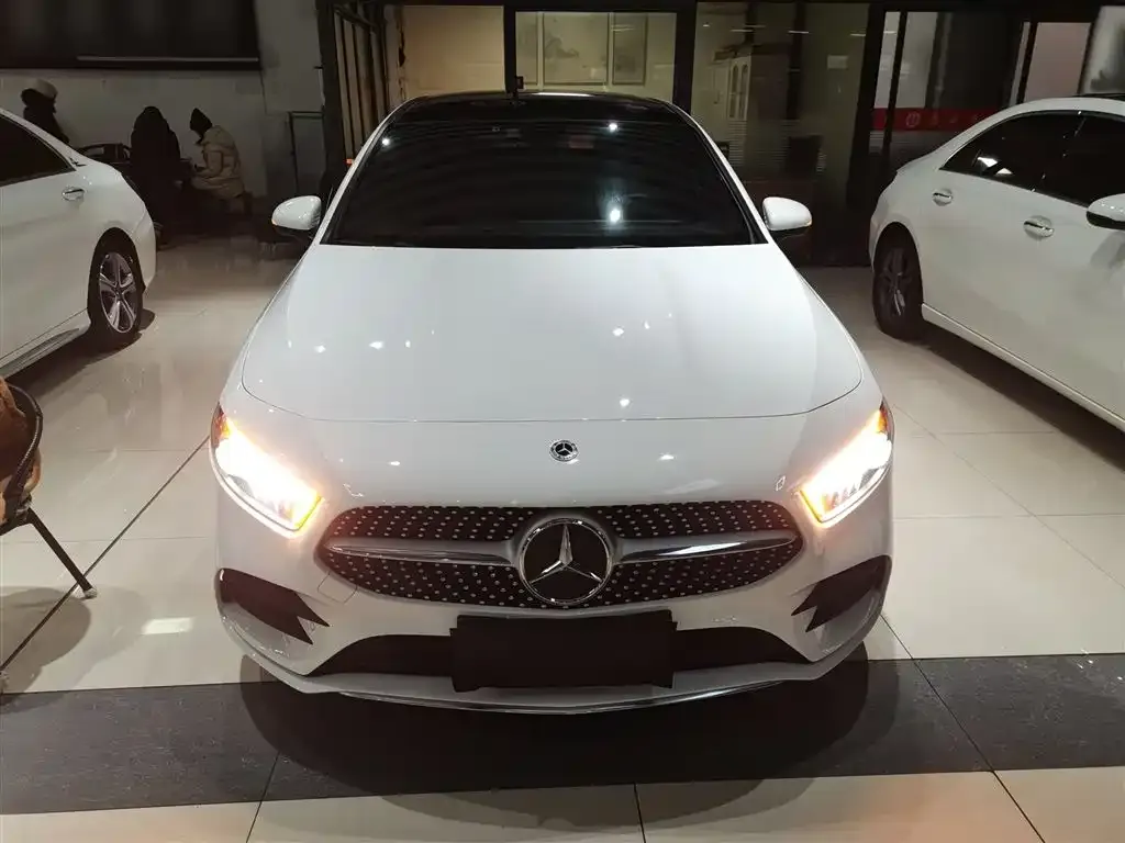 Mercedes-Benz A-Class 2023 из CN, фото 4