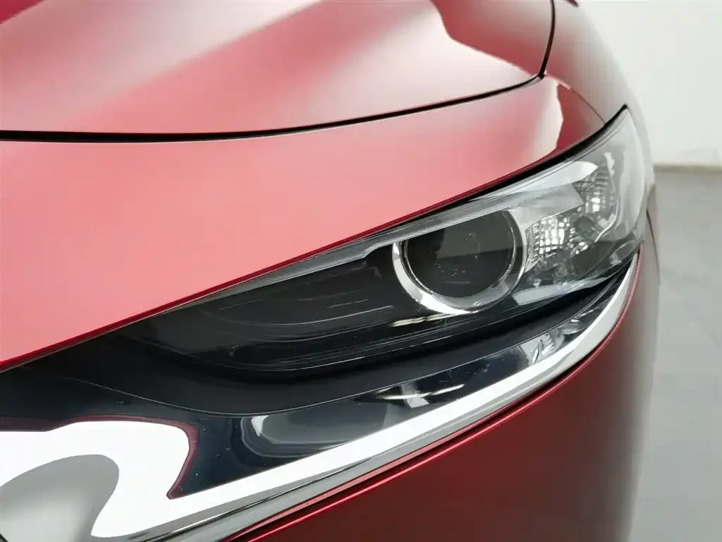 Mazda 3 Axela 2021 из CN, фото 2