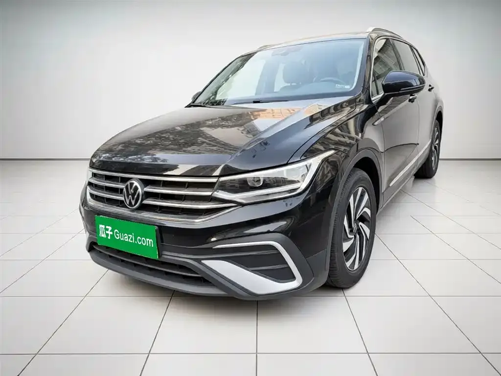 Volkswagen Tiguan L 2023 из CN, фото 1