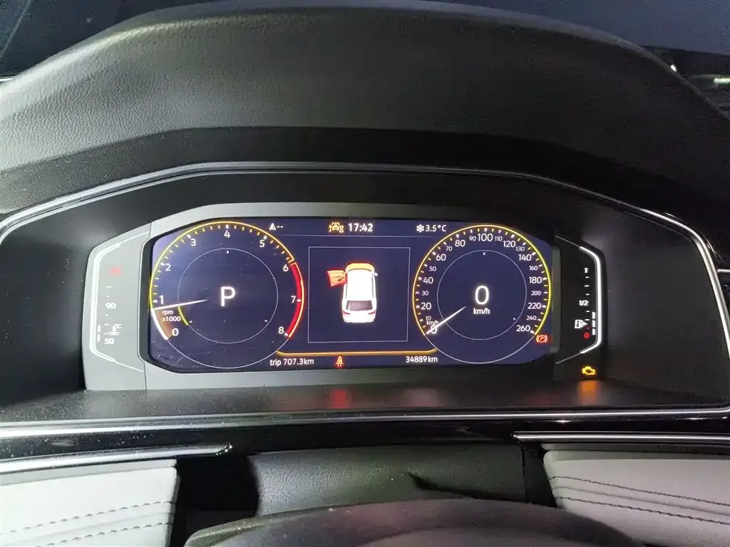 Volkswagen Tiguan L 2023 из CN, фото 10