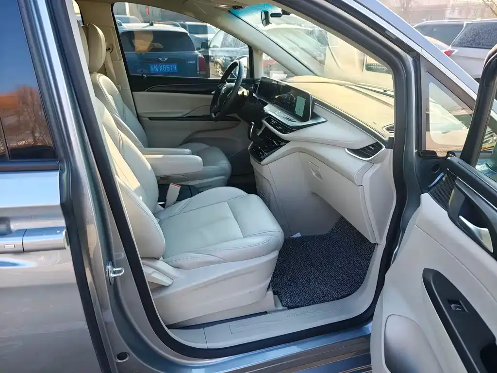 Buick GL8 2024 из CN, фото 7