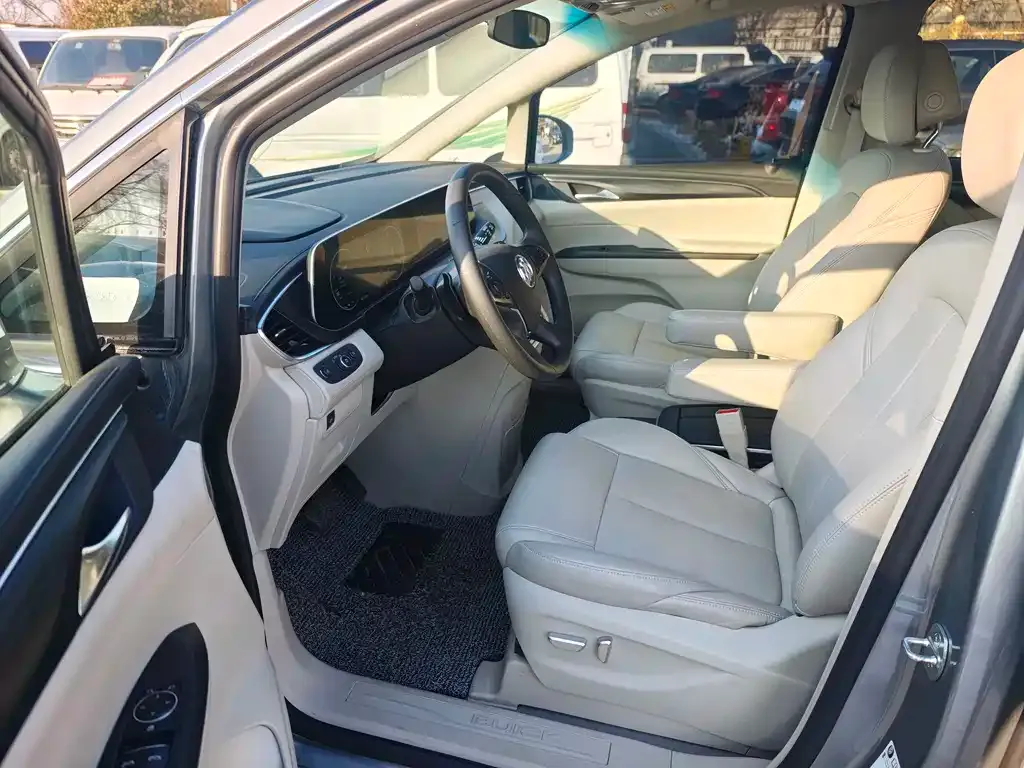 Buick GL8 2024 из CN, фото 6