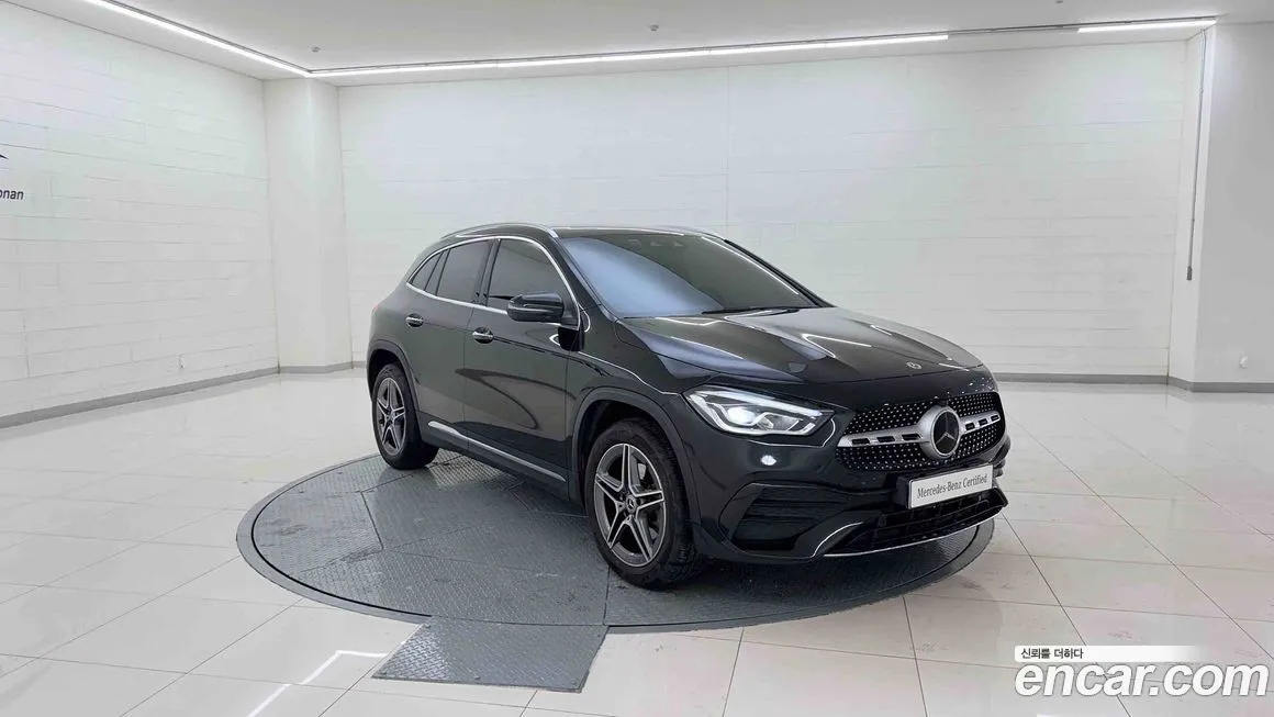 Mercedes-Benz GLA-Class — фото 6