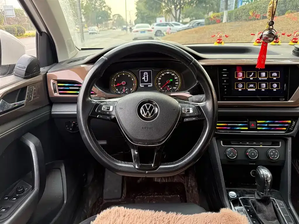 Volkswagen Tharu 2022 из CN, фото 2