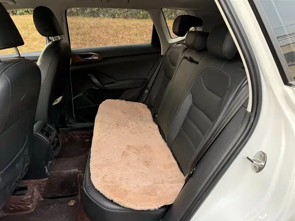 Volkswagen Tharu 2022 из CN, фото 5