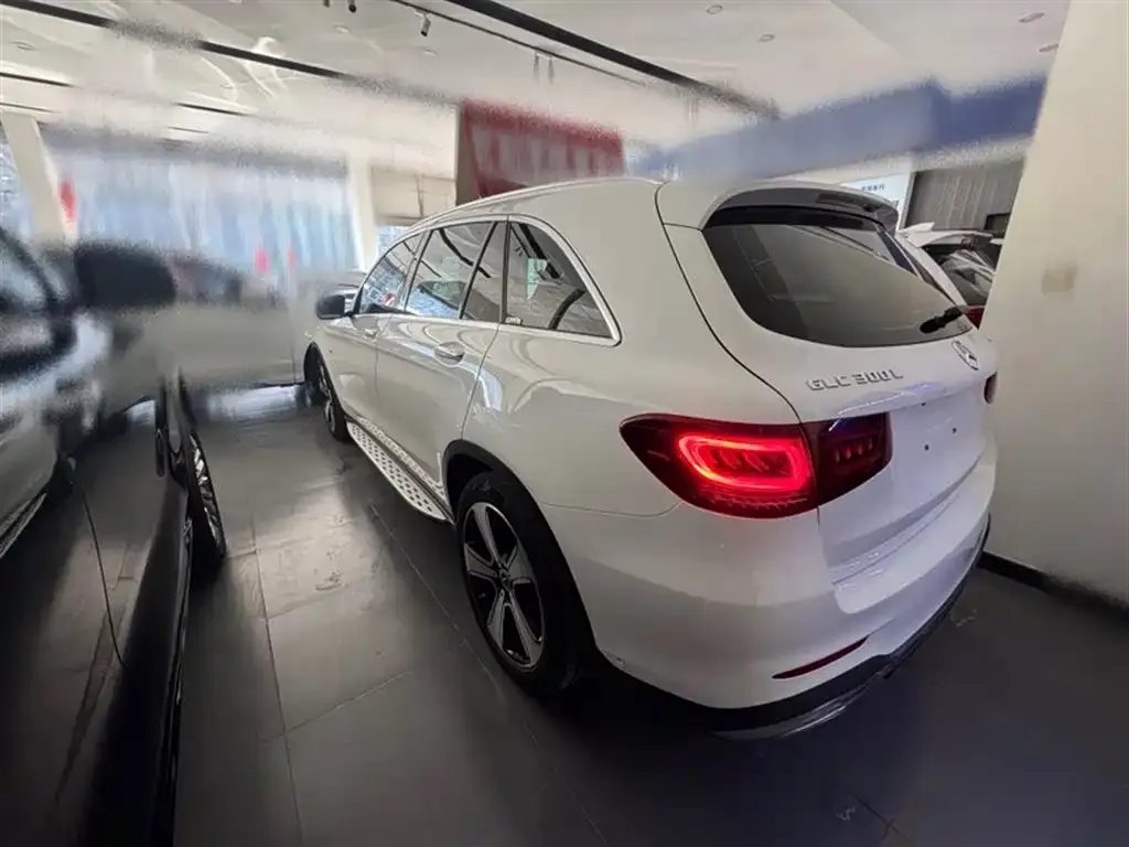 Mercedes-Benz GLC — фото 2